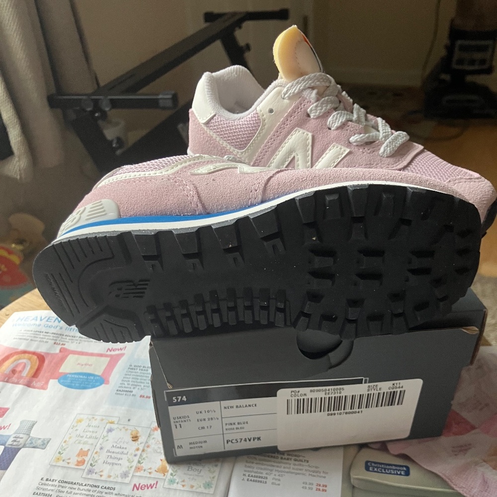 New balance sneaker